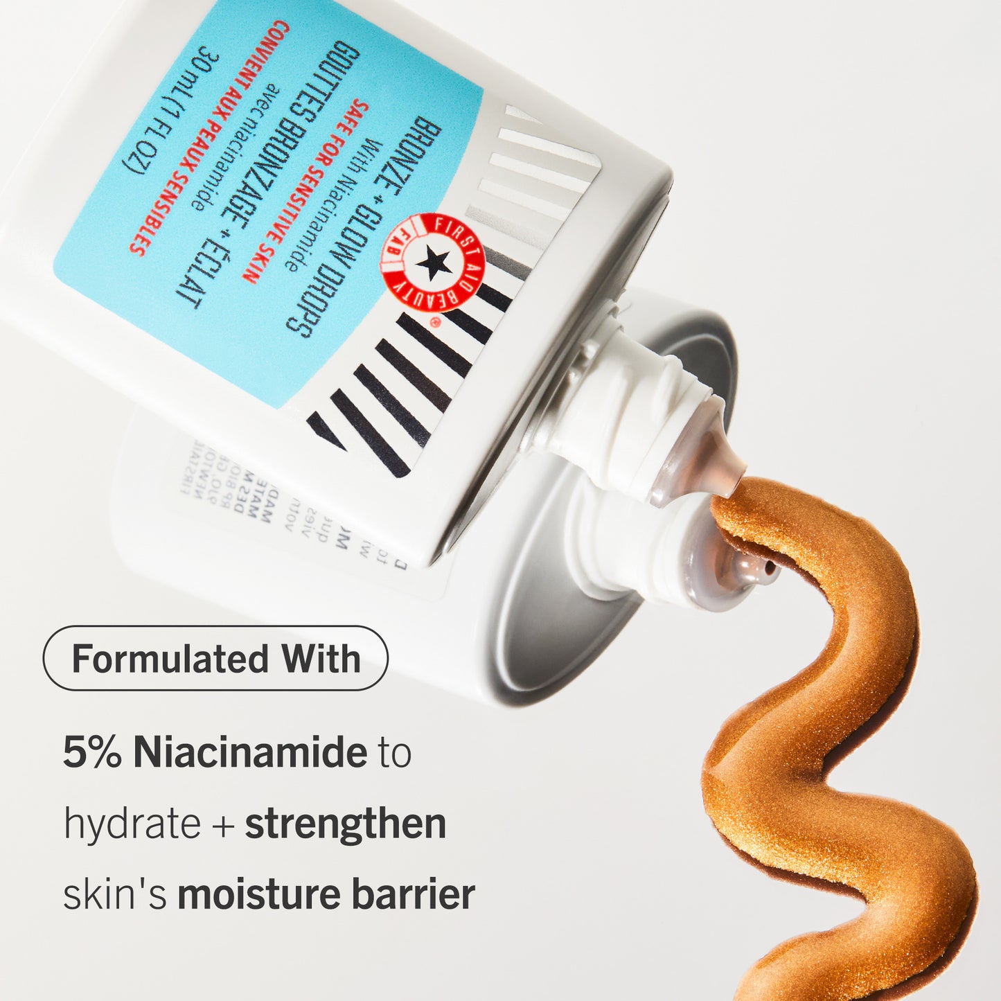 Consistency of Bronze + Glow Drops. Formulated With 5% Niacinamide to hydrate + strengthen skin's moisture barrier.