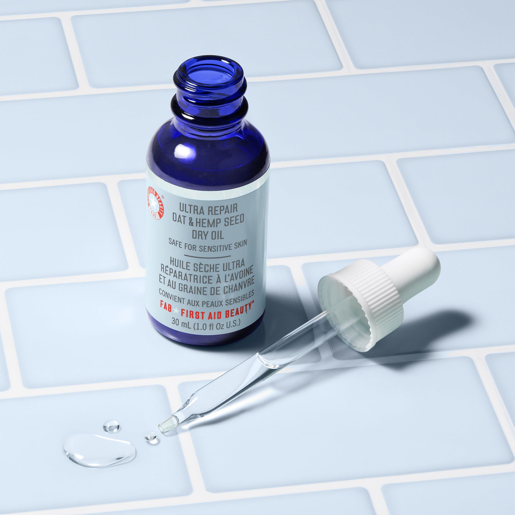 First Aid Beauty Ultra Repair® Oat & Hemp Seed Dry Oil